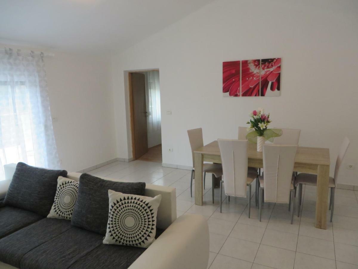 Apartment Mare Medulin Eksteriør billede